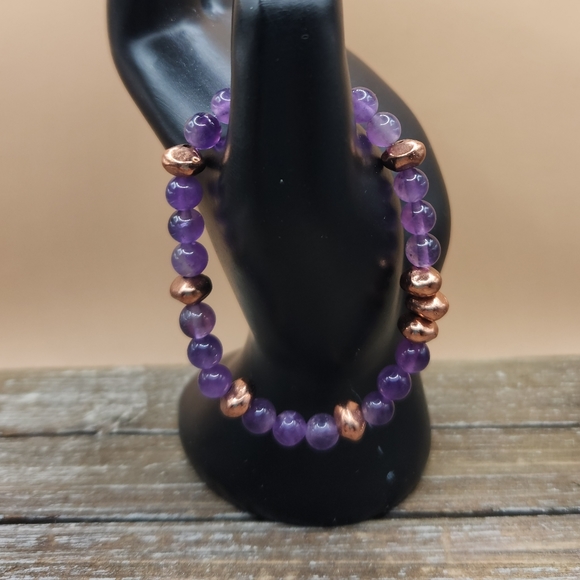 Amethyst and Copper Nugget Beaded Bracelet - Picture 2 of 6